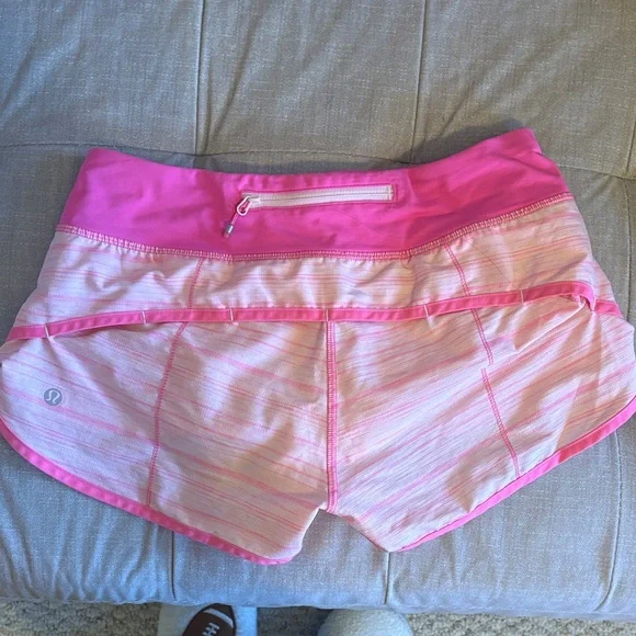 Lululemon Athletica Vintage Pink Striped Speed Up shorts - Picture 2 of 4